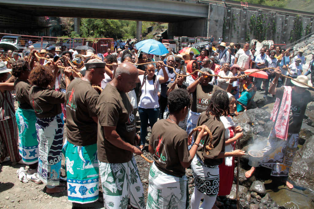 Hommage aux ancêtres et unité du peuple réunionnais