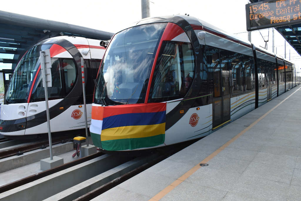 Train Metro Express à Maurice exemple à suivre pour La Réunion