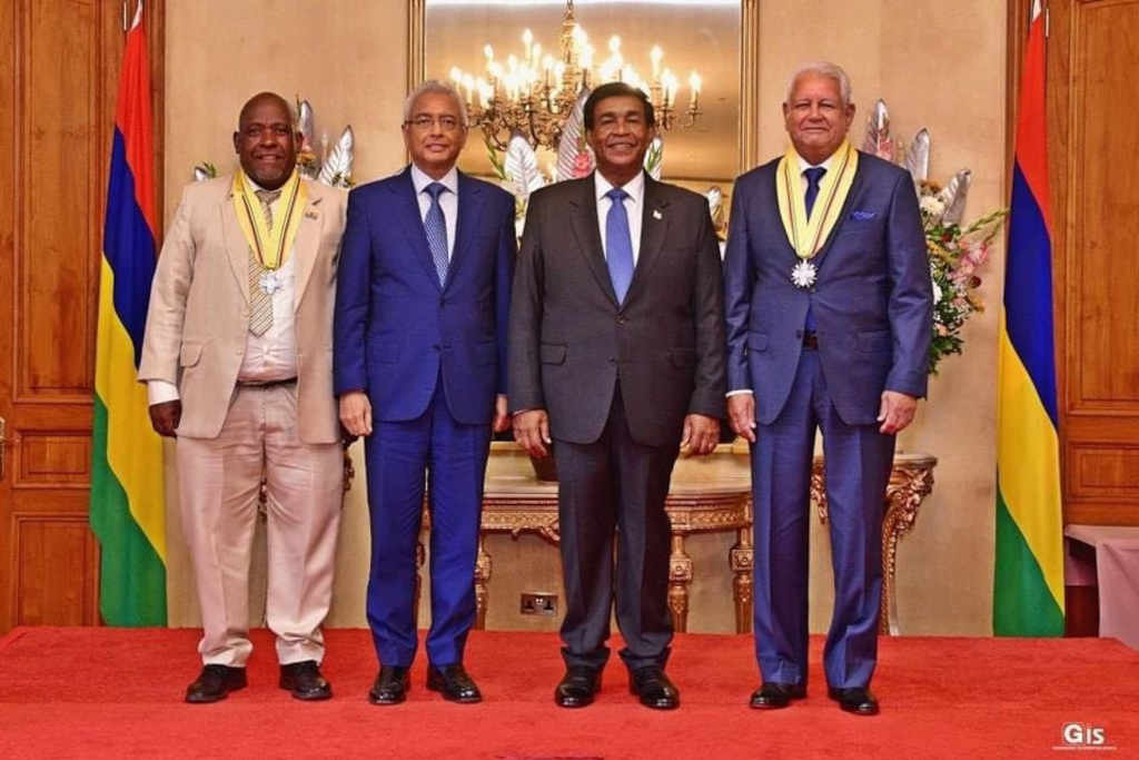 Olivier Bancoult, le 1er ministre P.K Jugnauth, le Président de la République P. Roopun, Dr L J.C Autrey